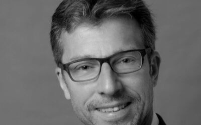 Retention: How can top people be retained and develop medium-term prospects in the company?