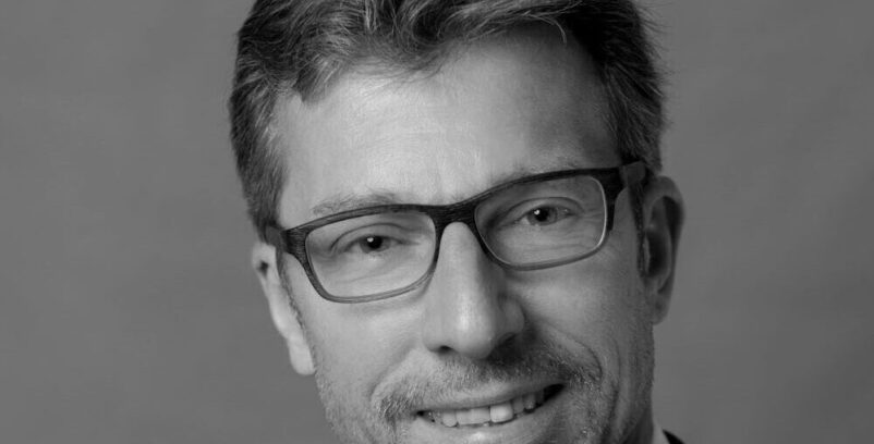 Retention: How can top people be retained and develop medium-term prospects in the company?